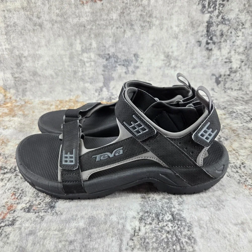 Teva Minam Hiking Sport Sandals Mens 8 Black Grey Trail Water Shoes 4289